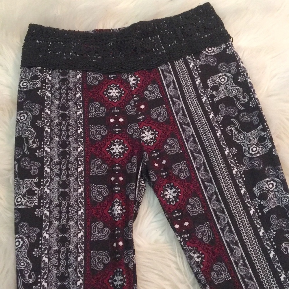 Elephant Print Flare Leggings